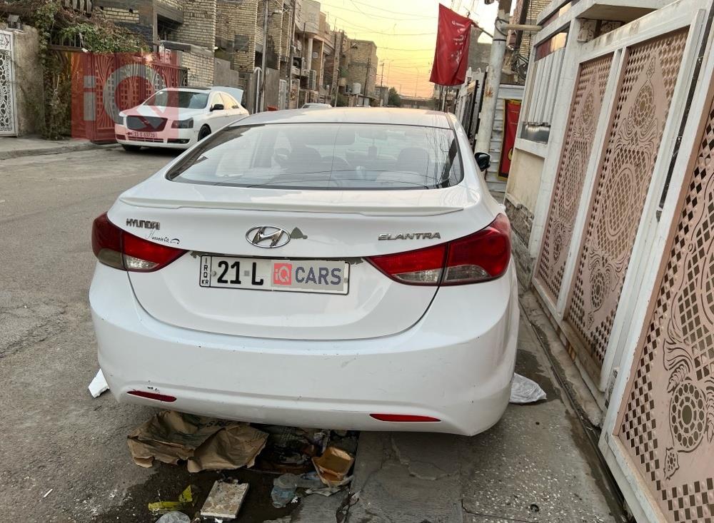 هیوندای ئەلەنترا
